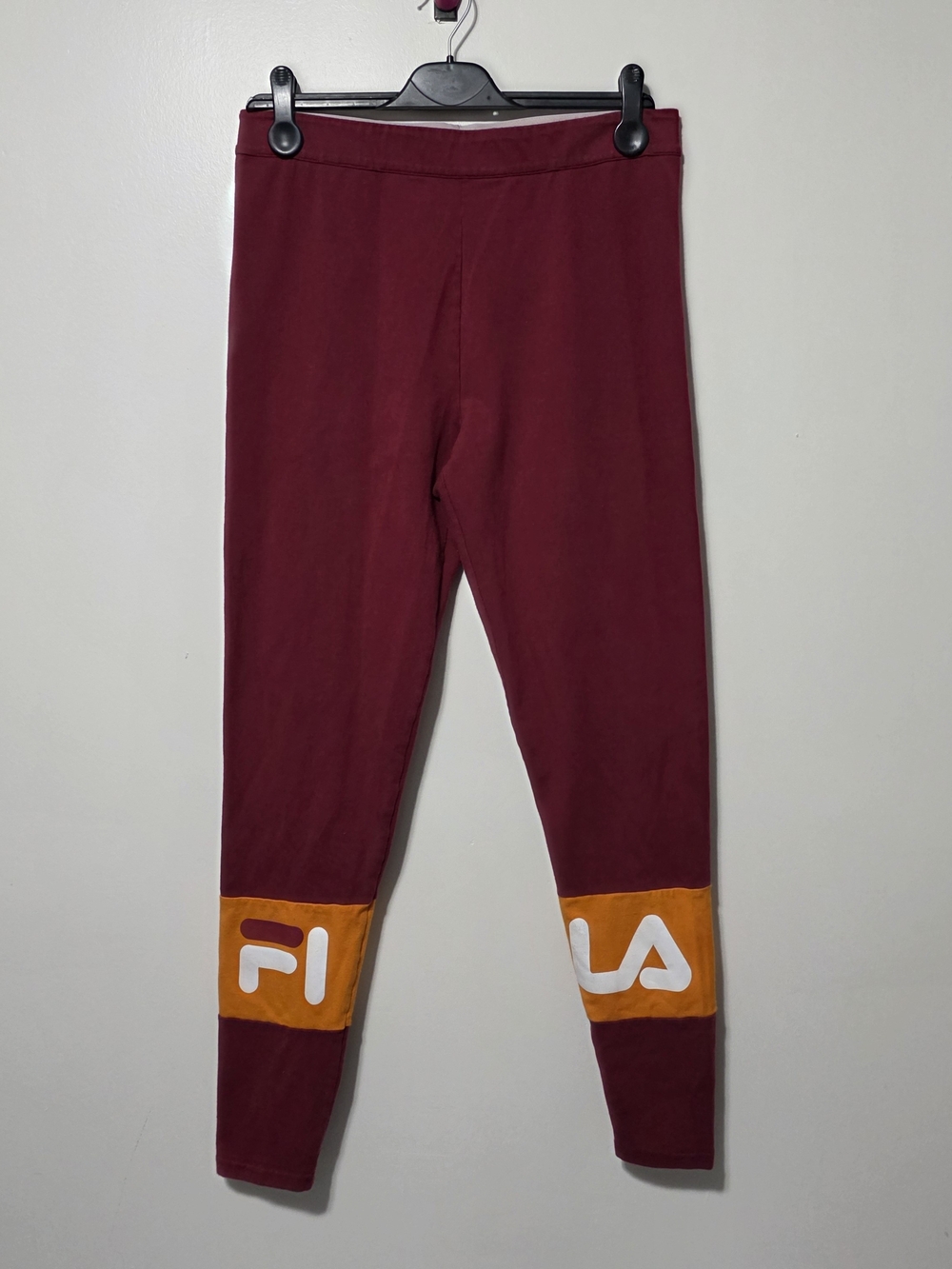 FILA Color-Block Graphic Activewear Leggings - Maroon/Orange. Size L